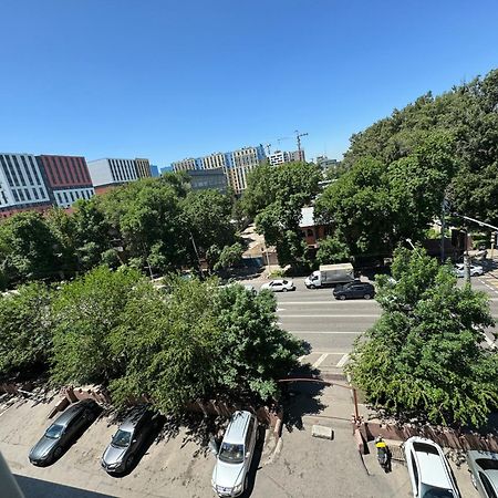 Zolotoi Drakon Hotel Almaty Ngoại thất bức ảnh