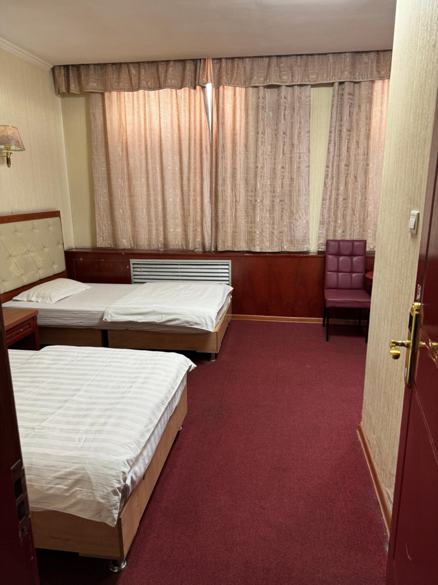 Zolotoi Drakon Hotel Almaty Ngoại thất bức ảnh