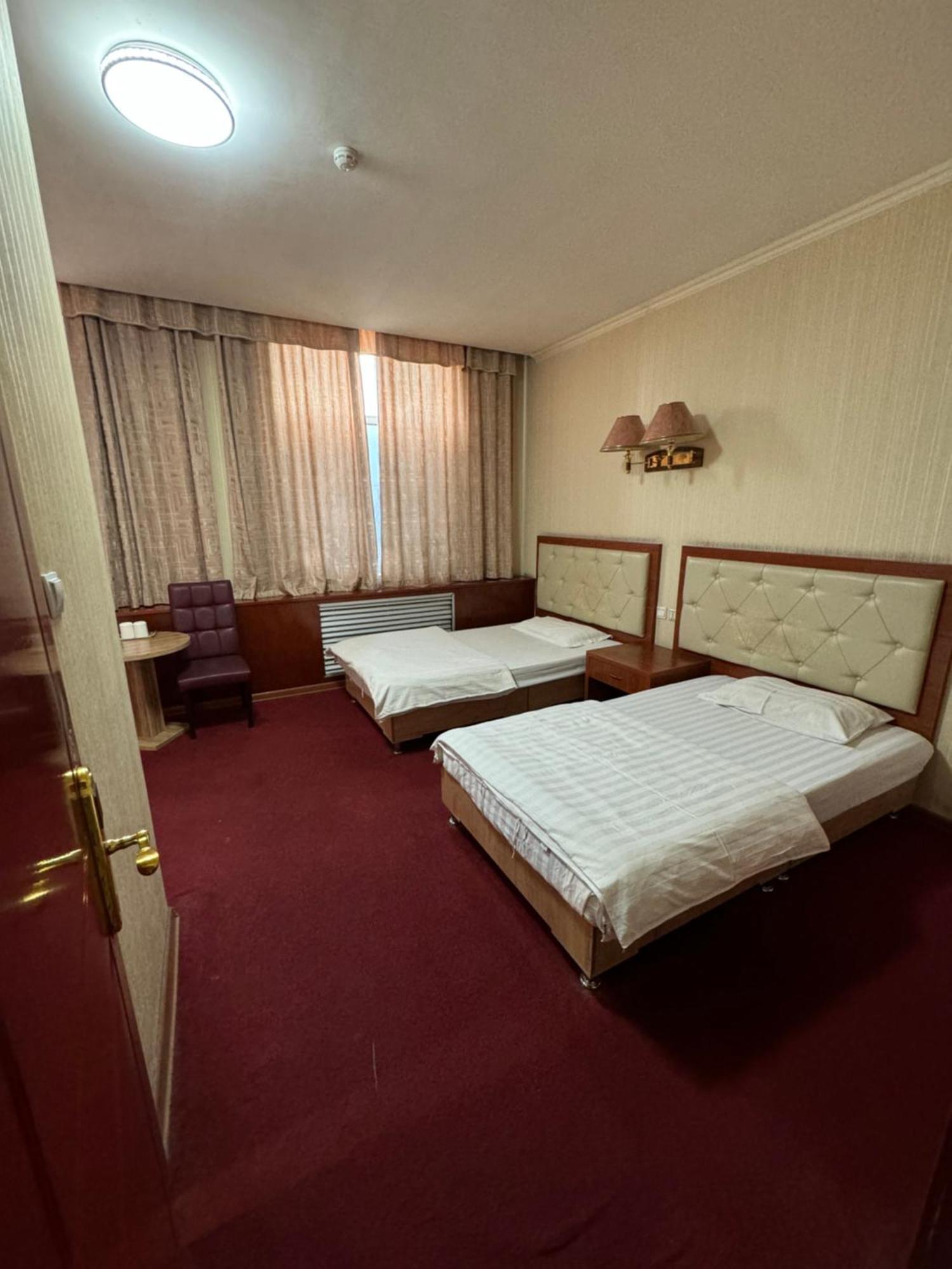 Zolotoi Drakon Hotel Almaty Ngoại thất bức ảnh