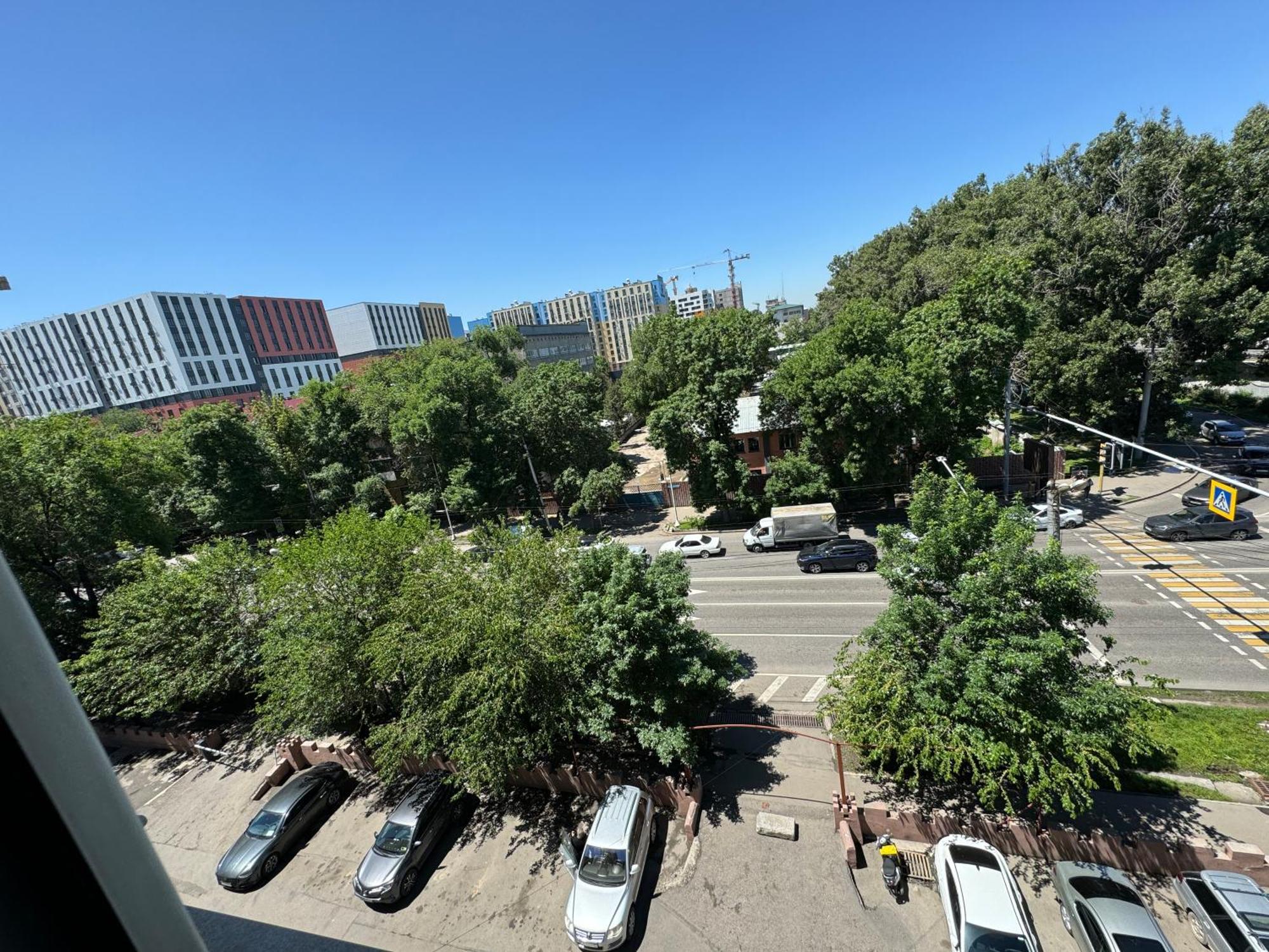 Zolotoi Drakon Hotel Almaty Ngoại thất bức ảnh