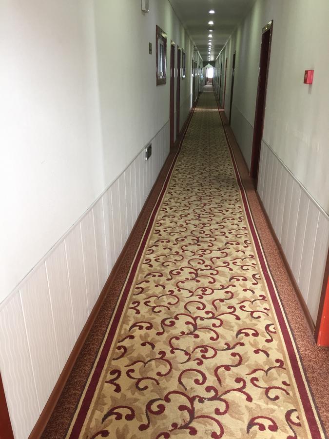 Zolotoi Drakon Hotel Almaty Ngoại thất bức ảnh